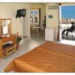 Paradise 4* Ermupoli