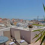 Paradise 4*