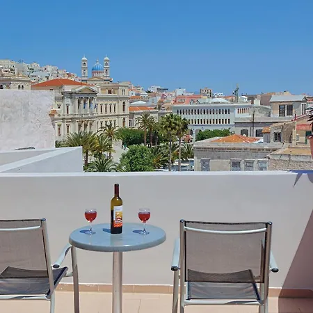 Paradise Konukevi 4*