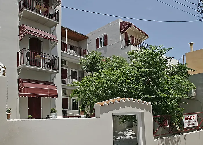 Paradise Pensionat 4*